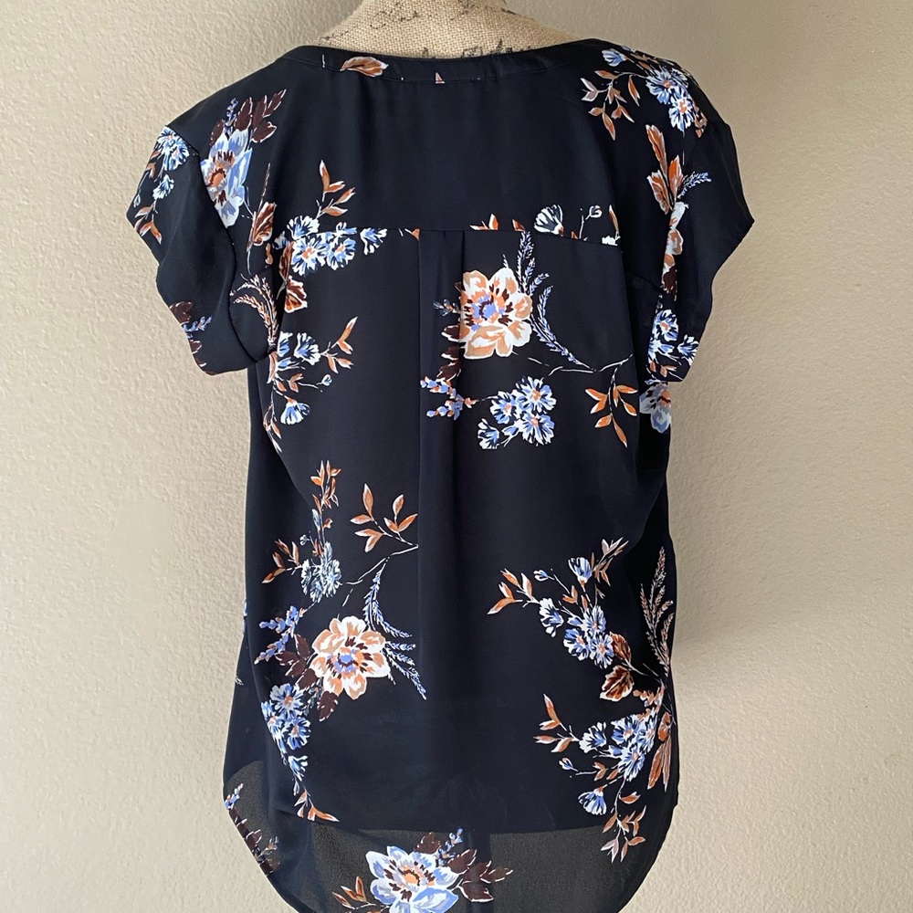 DR2 blouse - Picture 2 of 3